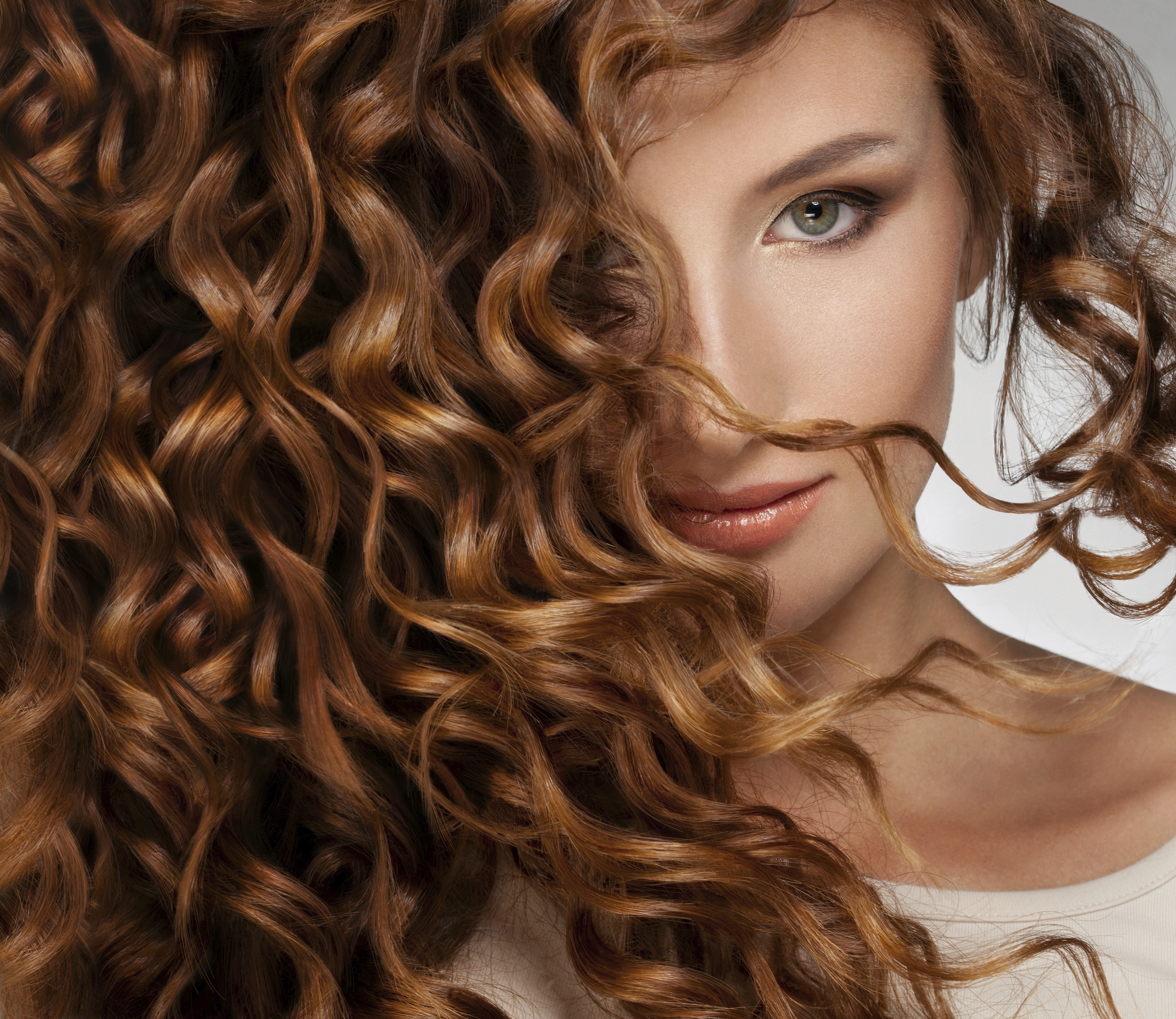 Locken Mit Dem Glatteisen Kosmetik Transparent