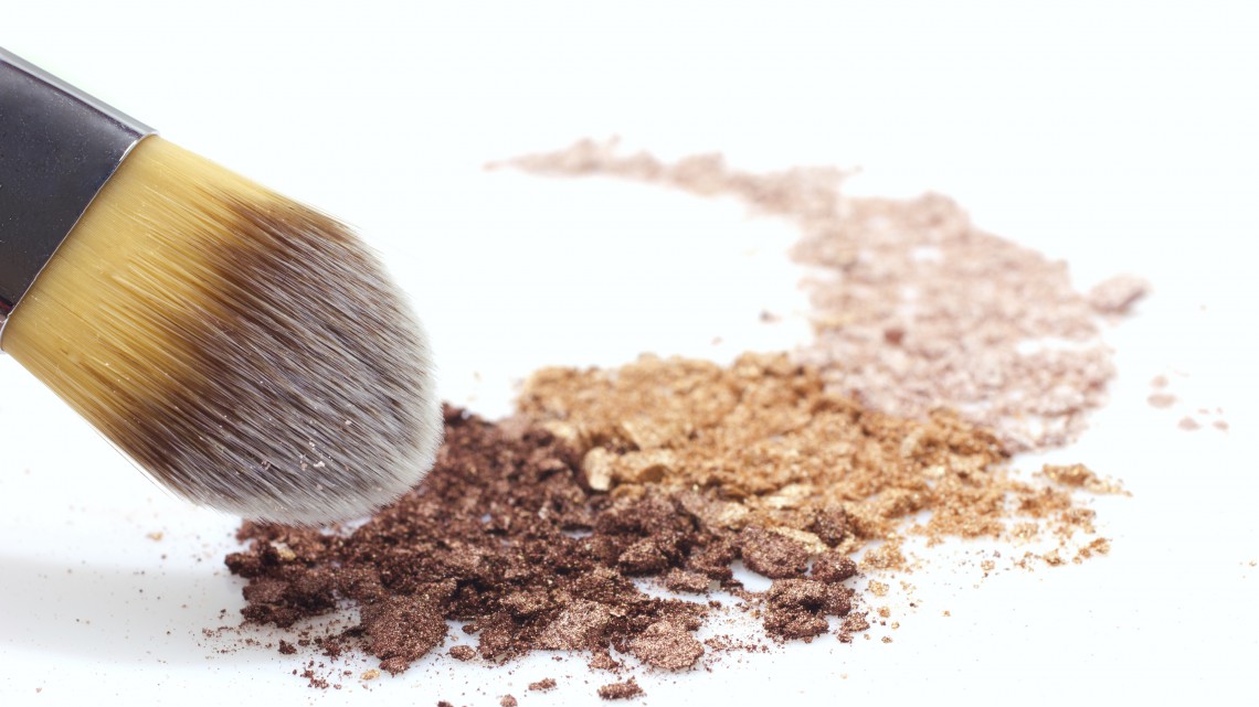 Warum Mineral-Make-up der Haut gut tut