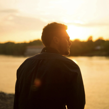 Männer und After Sun: Warum die Nachsonnenpflege auch für ihn relevant ist