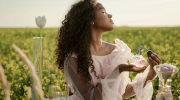 Weltdufttag am 27. Juni 2025: Eine Hommage an Parfum, Deo und die Hautverträglichkeit