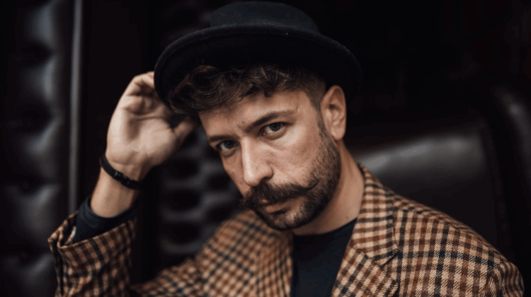 Movember-Special: Eine repräsentative Studie zeigt, wie Österreich rasiert. Warum Männer disziplinierter pflegen als Frauen.